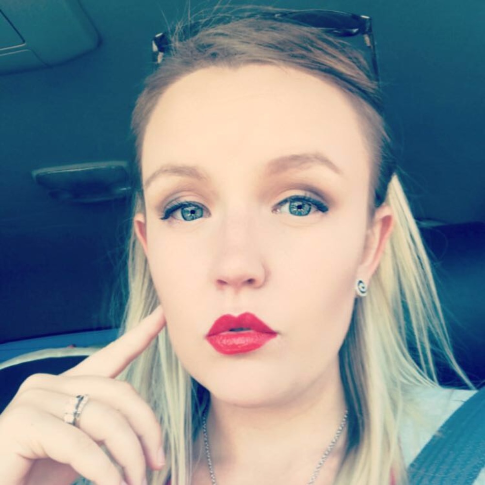 Meet your Posher, Kristin